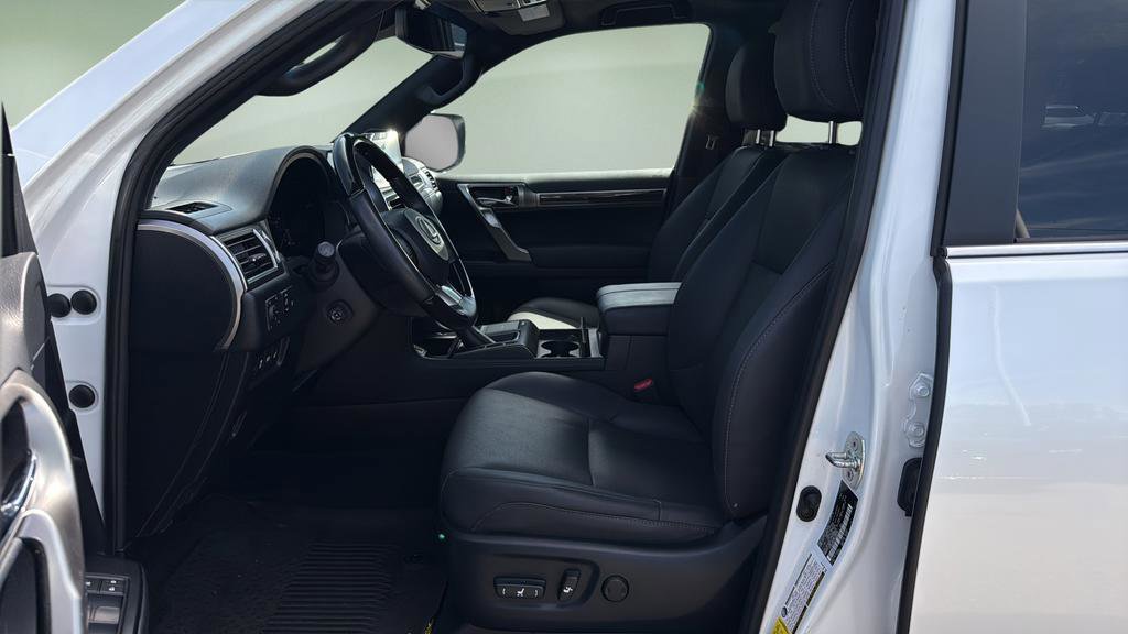Used 2023 Lexus GX 460 Premium AWD/4WD image 11