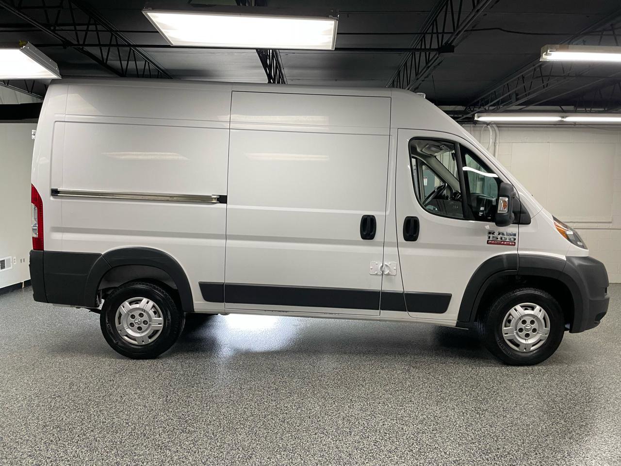 Used 2014 RAM ProMaster 1500 FWD image 4