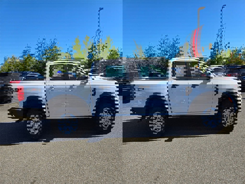 New 2025 Ford Ranger XL image 4