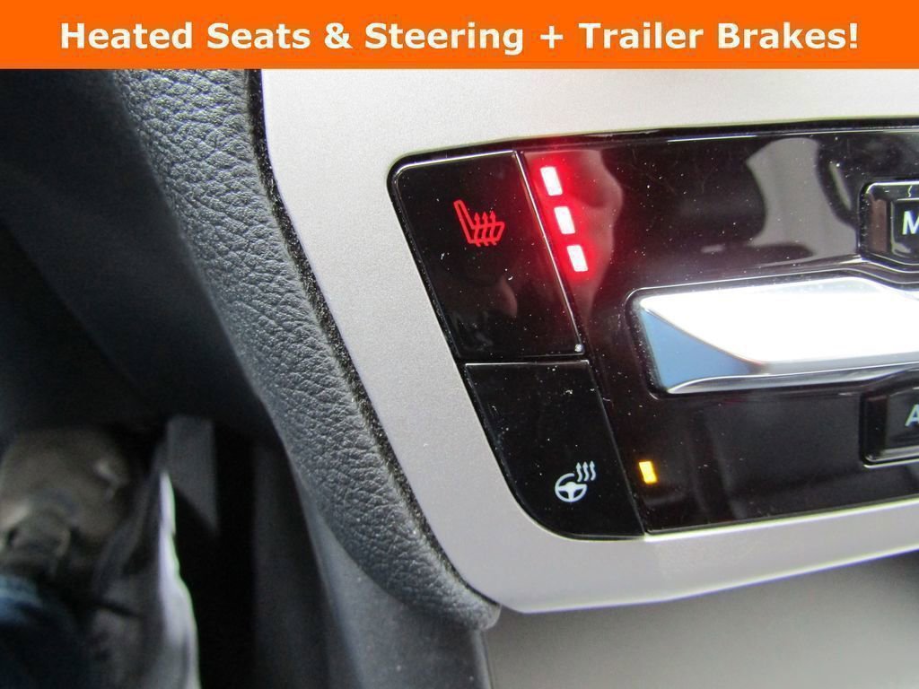 Used 2024 Ford Explorer XLT w/ Equipment Group 202A AWD/4WD image 2