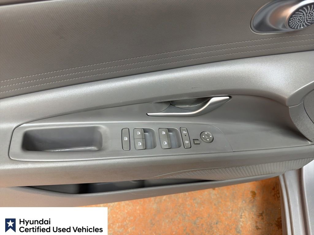 Certified 2024 Hyundai Elantra SE FWD image 26