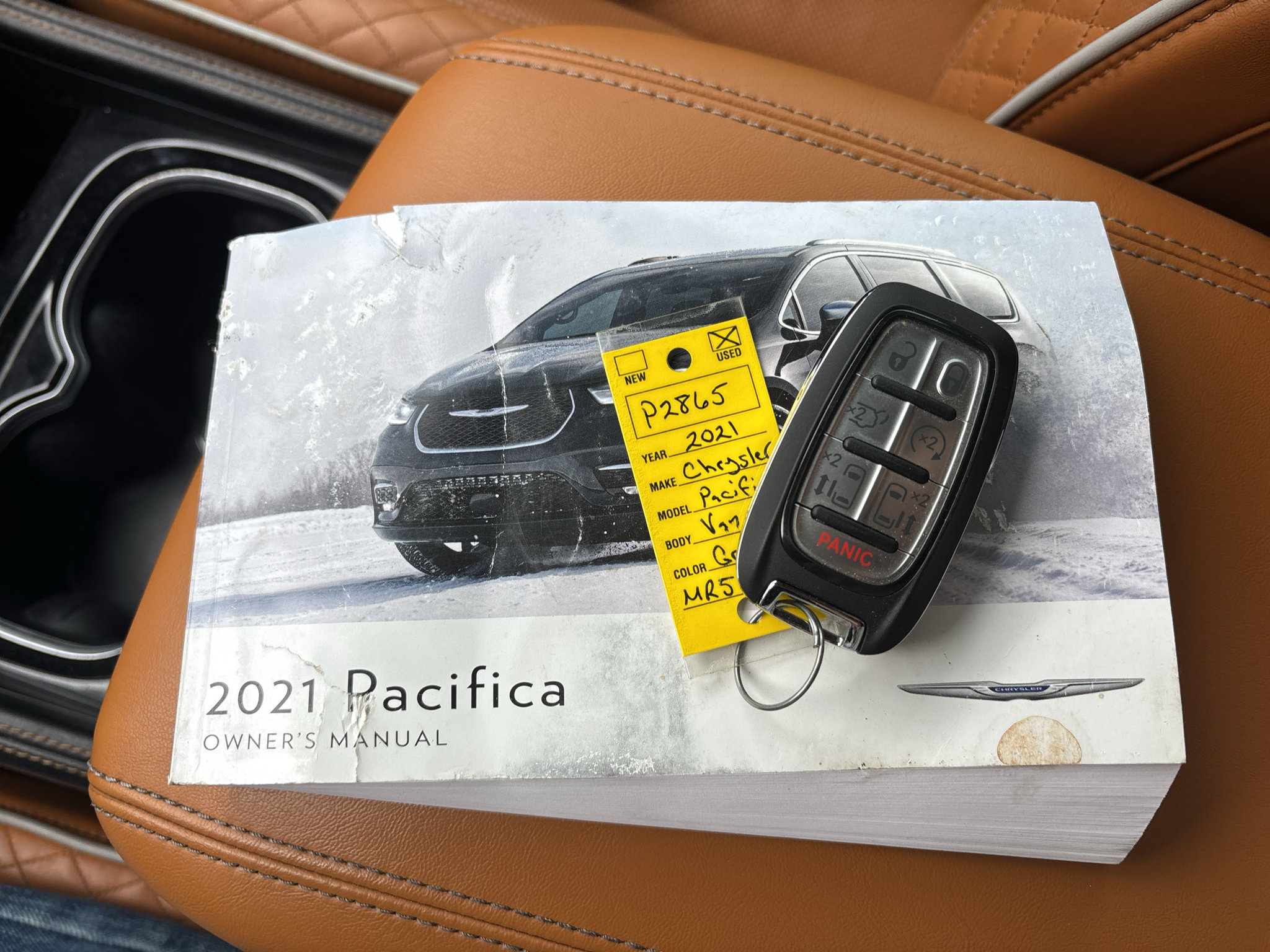 Used 2021 Chrysler Pacifica Pinnacle FWD image 20