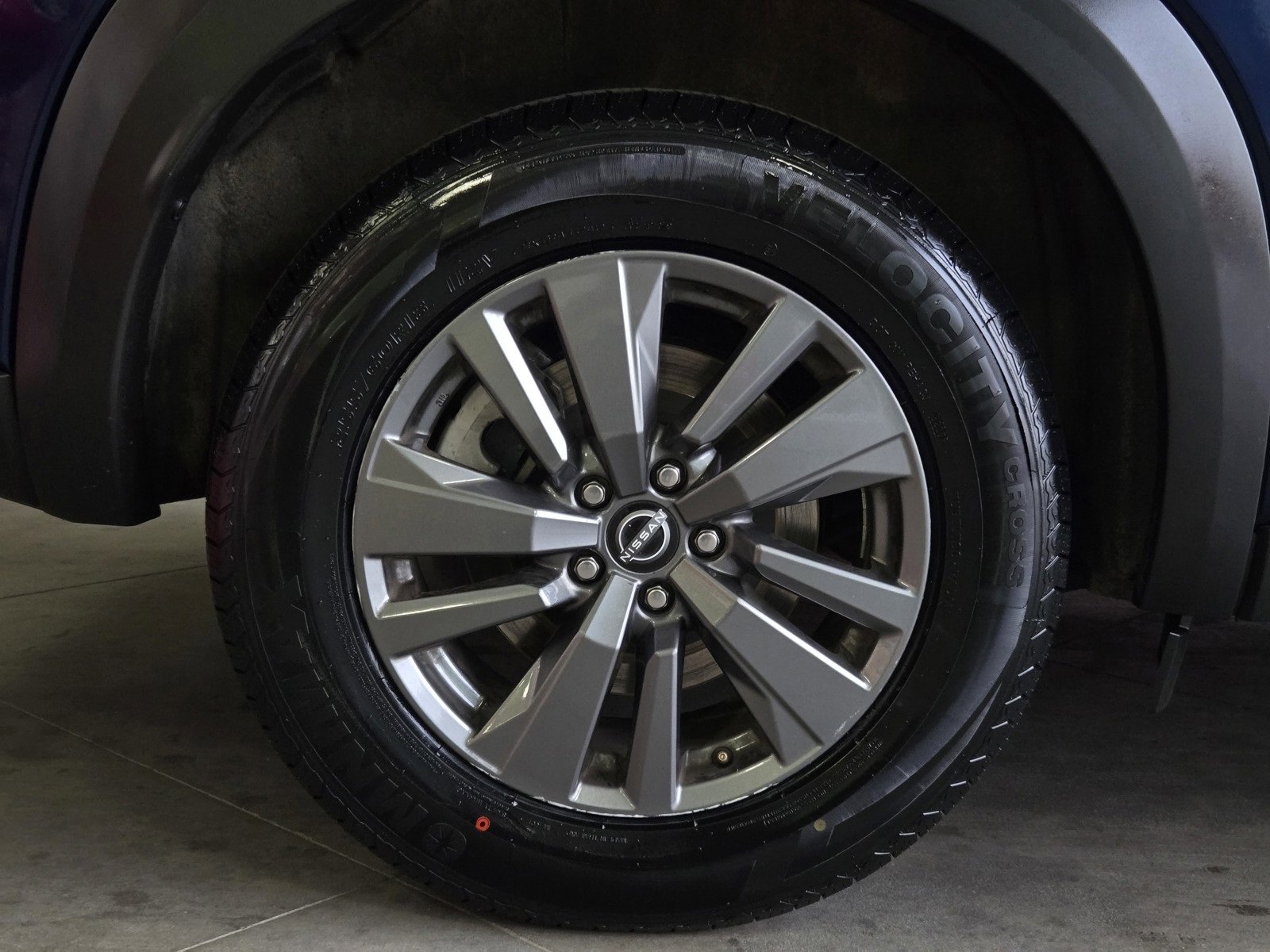 Used 2024 Nissan Pathfinder SV image 5