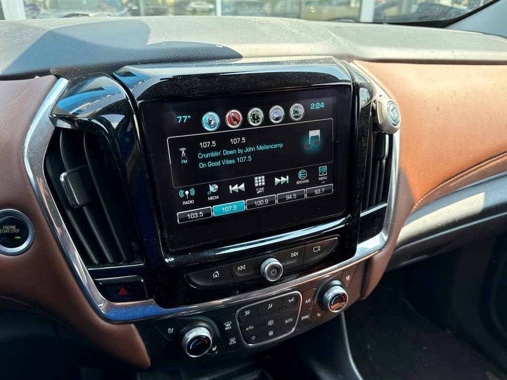 Used 2018 Chevrolet Traverse High Country AWD/4WD image 19