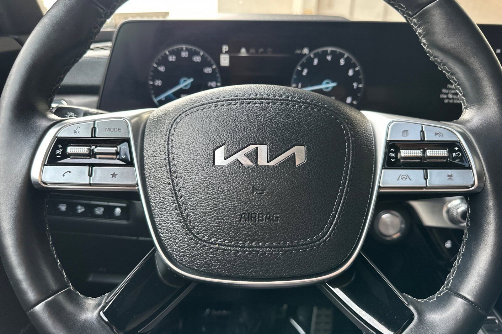 Used 2024 Kia Telluride SX Prestige X-Line image 32
