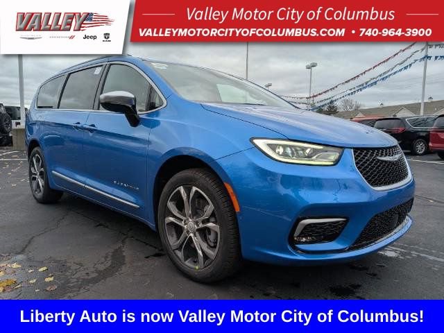 New 2026 Chrysler Pacifica Pinnacle