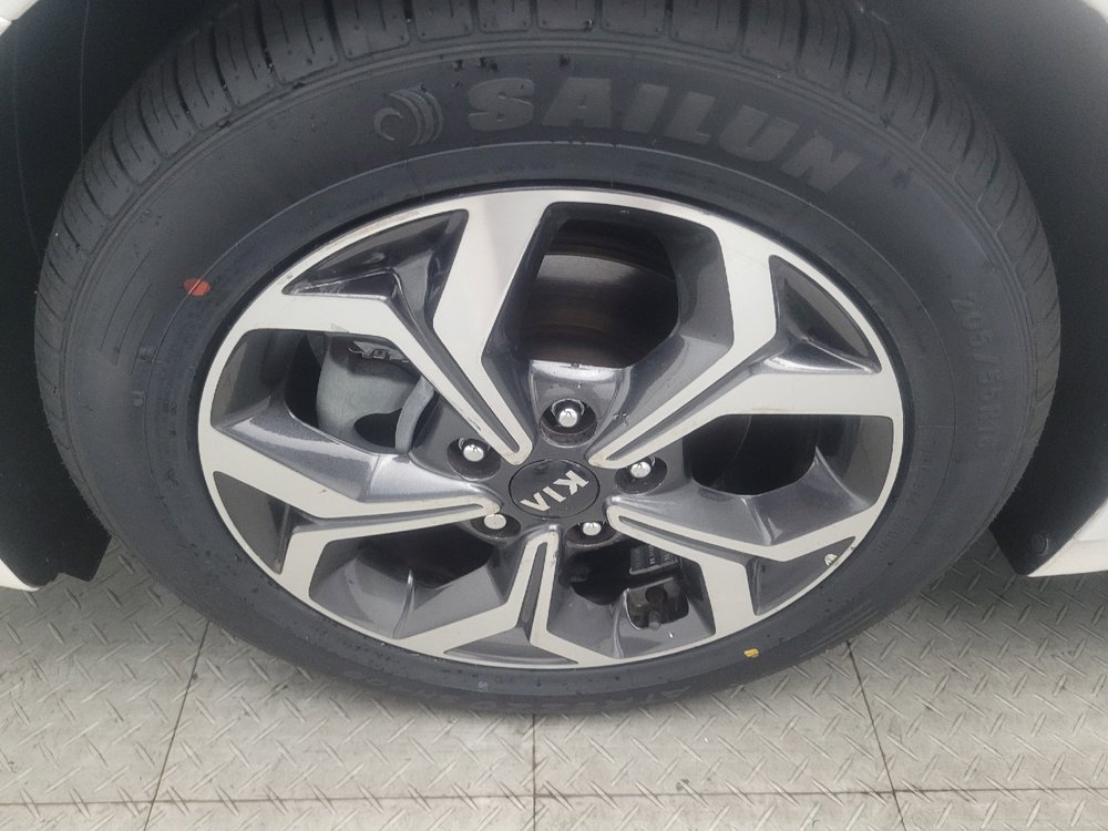 Used 2019 Kia Forte LXS FWD image 31