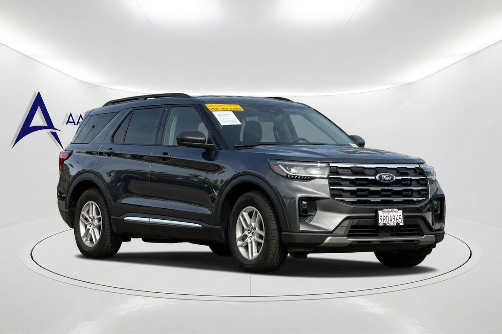 New 2025 Ford Explorer Active w/ Active Comfort Package RWD image 8