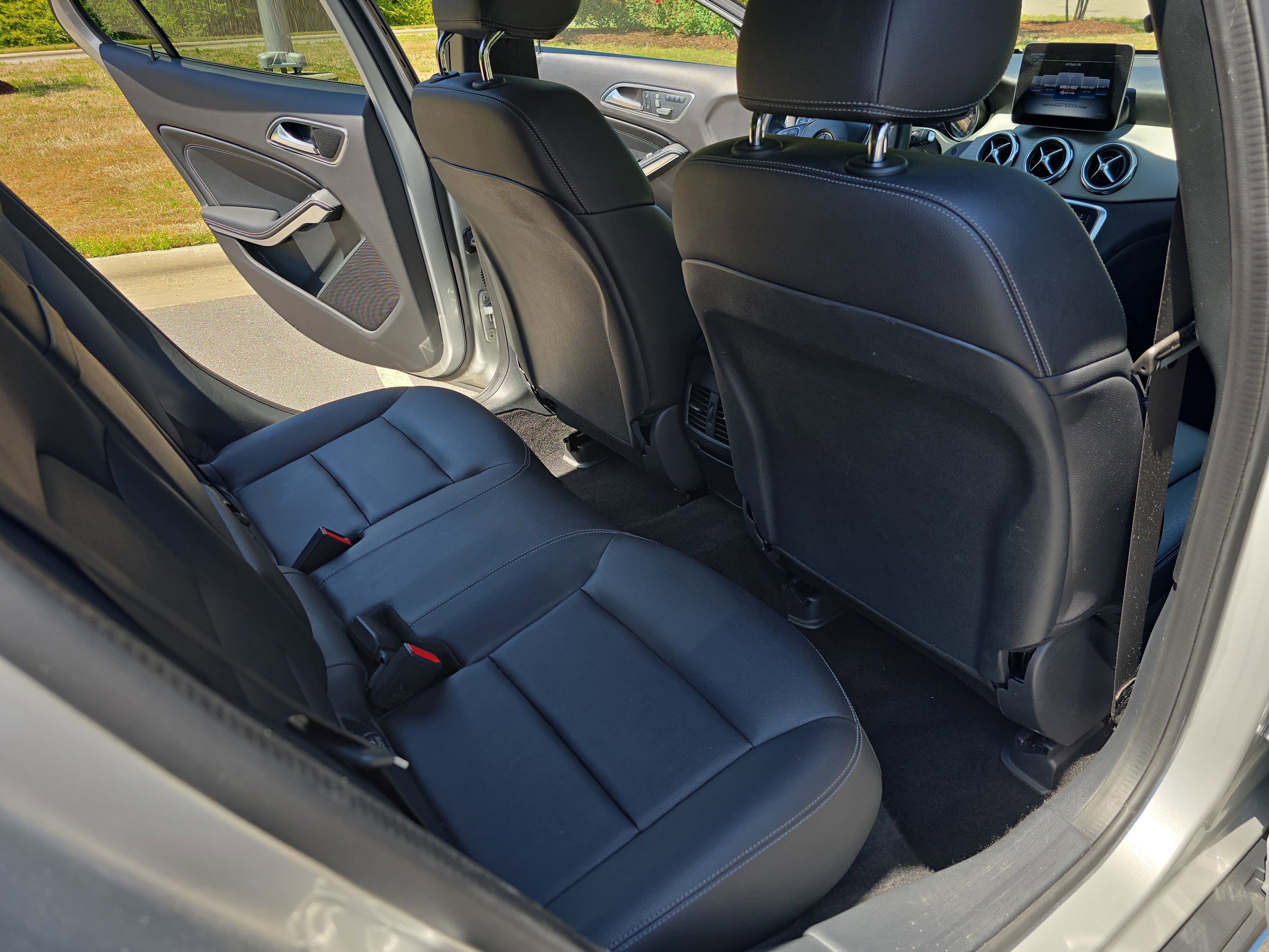Used 2018 Mercedes-Benz GLA 250 image 11