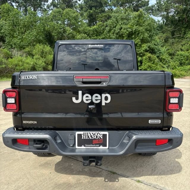 Used 2020 Jeep Gladiator Overland AWD/4WD image 4