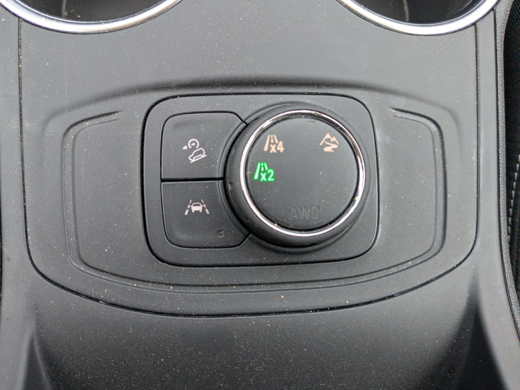 Used 2024 GMC Terrain SLE AWD/4WD image 27