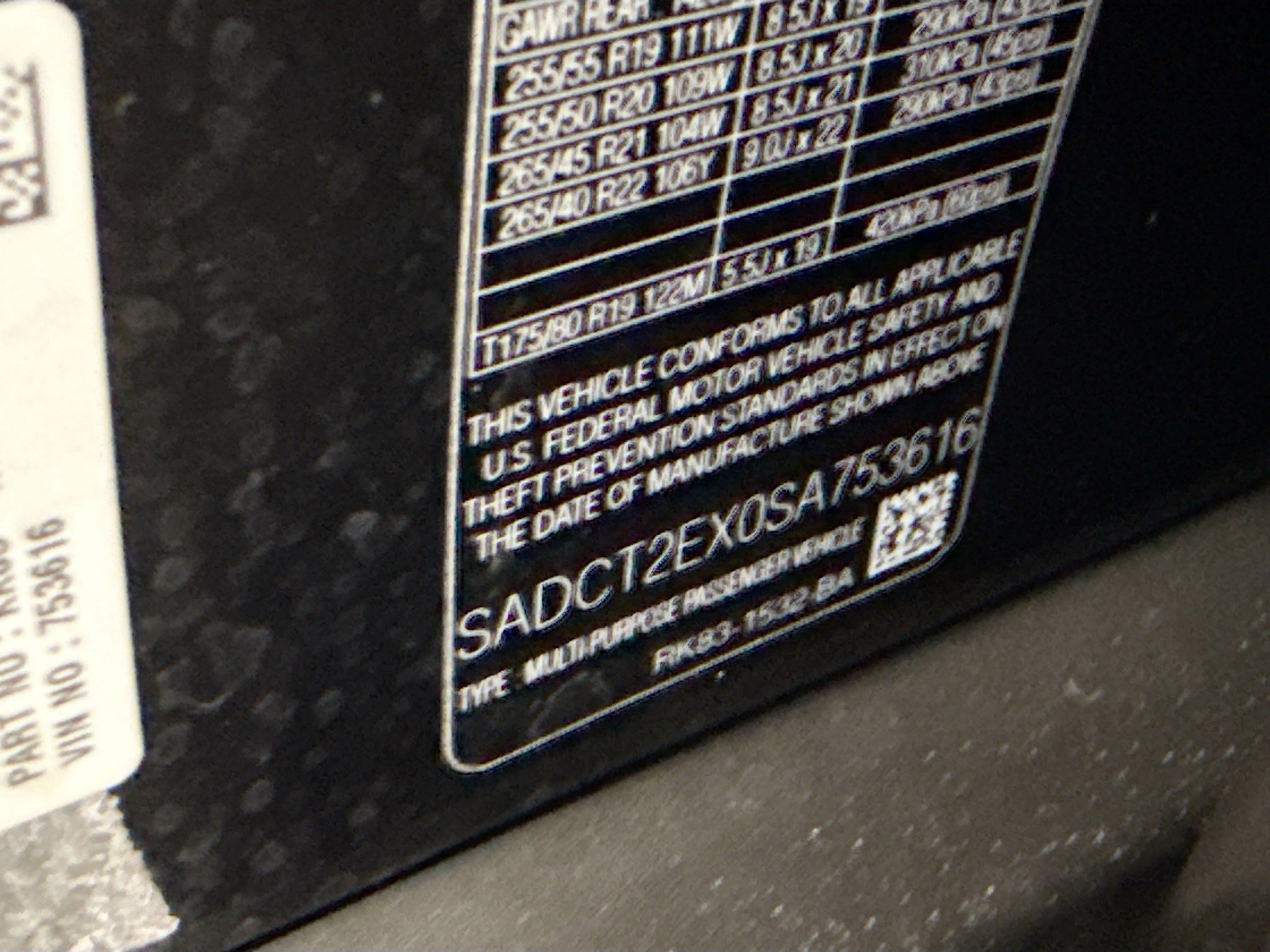 Used 2025 Jaguar F-PACE R-Dynamic S image 40