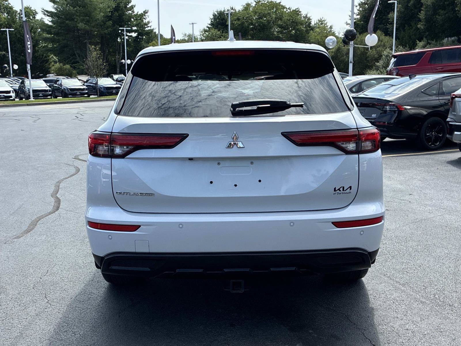 Used 2022 Mitsubishi Outlander SE AWD/4WD image 6