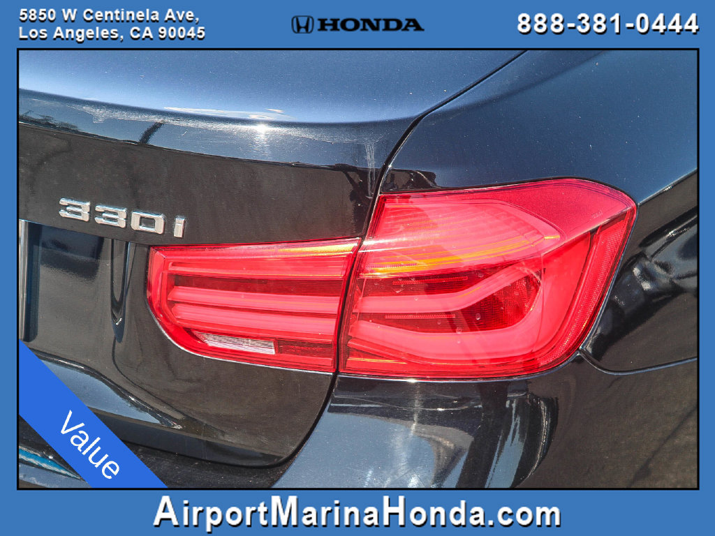 Used 2017 BMW 330i Sedan RWD image 15