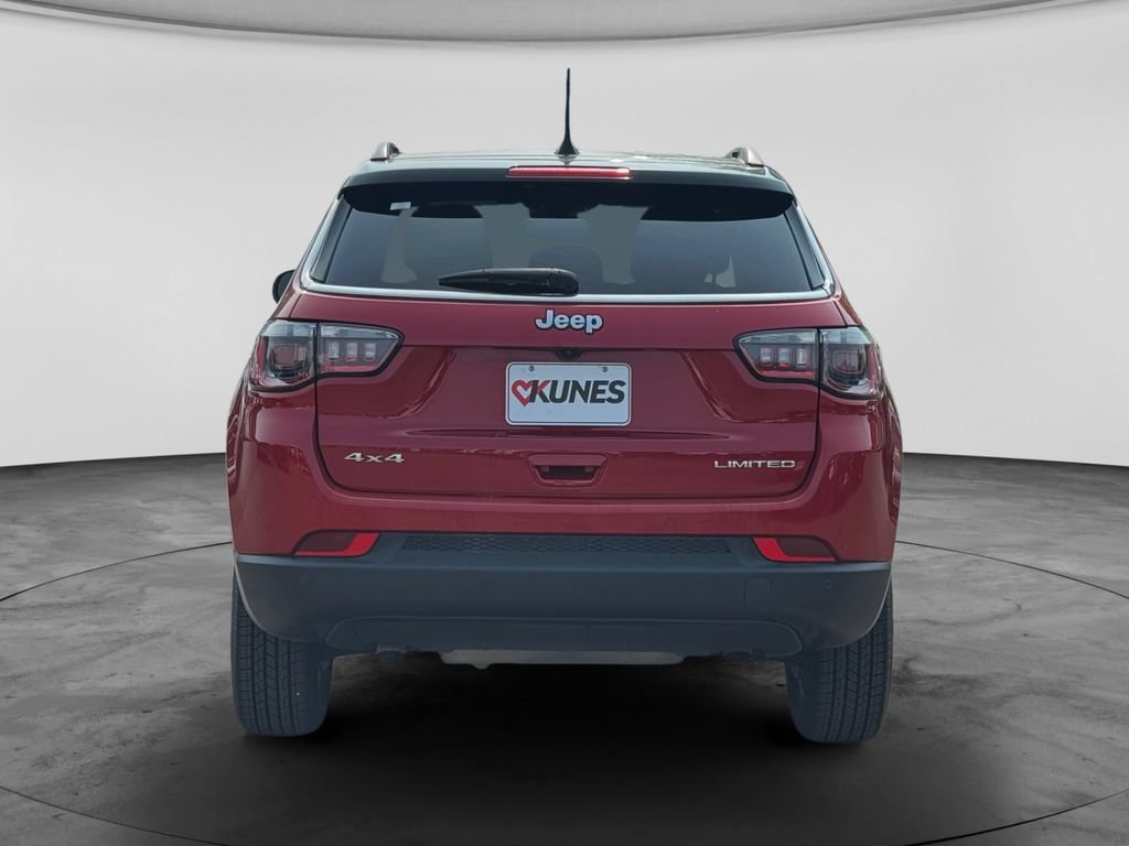 Used 2025 Jeep Compass Limited AWD/4WD image 7