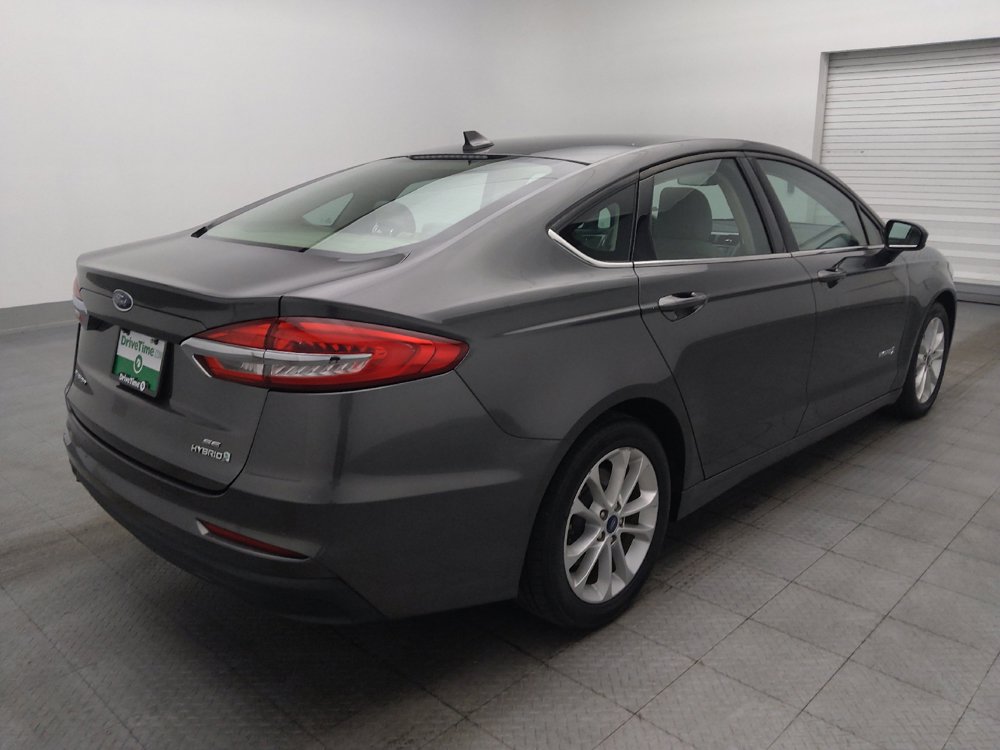 Used 2019 Ford Fusion SE FWD image 9