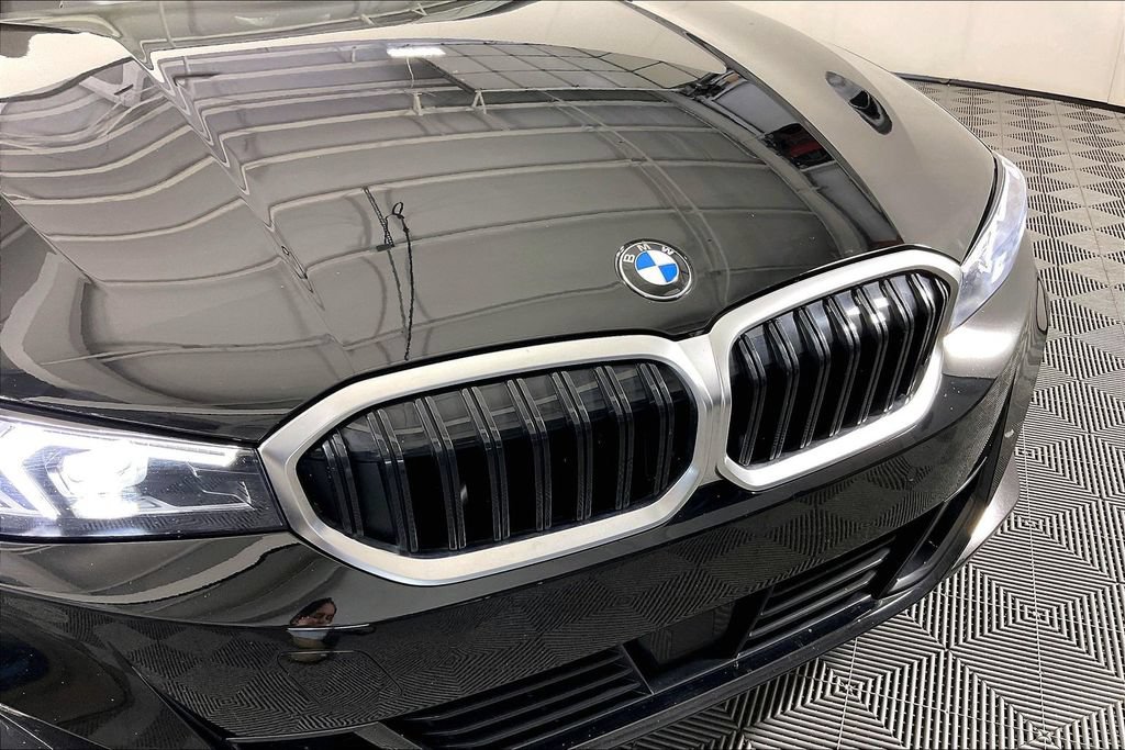 Used 2026 BMW 330i xDrive Sedan AWD/4WD image 36