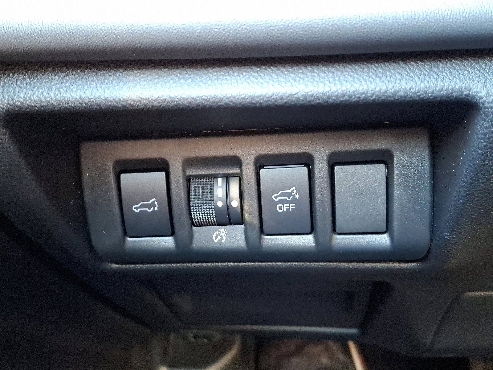 Certified 2025 Subaru Outback Touring XT image 21