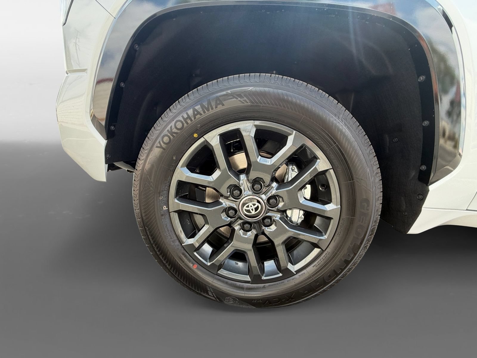 New 2026 Toyota Tundra Platinum AWD/4WD image 14