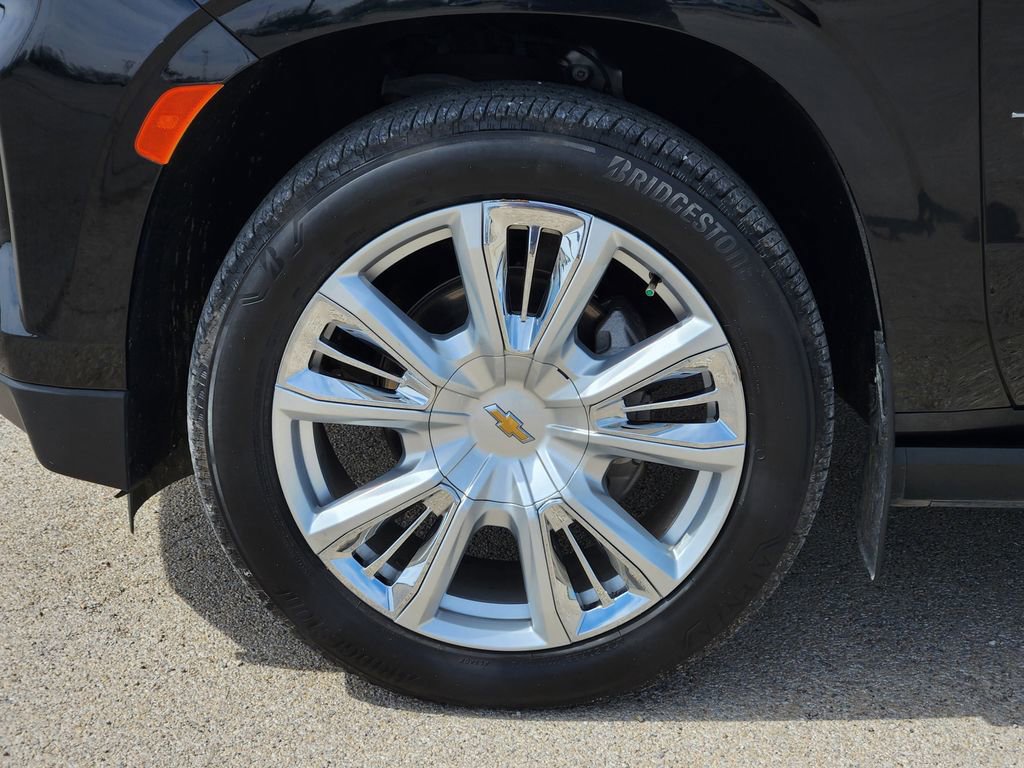 Used 2022 Chevrolet Tahoe High Country AWD/4WD image 10