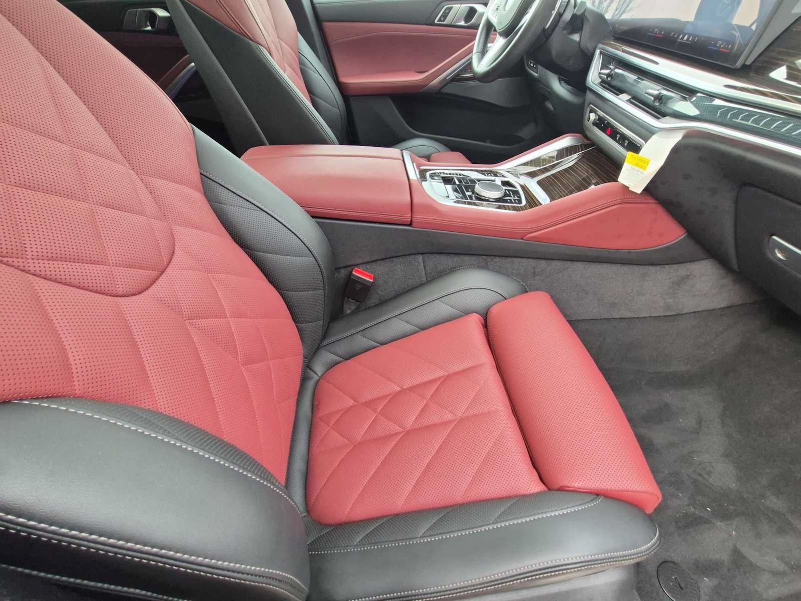 Used 2025 BMW X6 xDrive40i w/ Premium Package AWD/4WD image 23