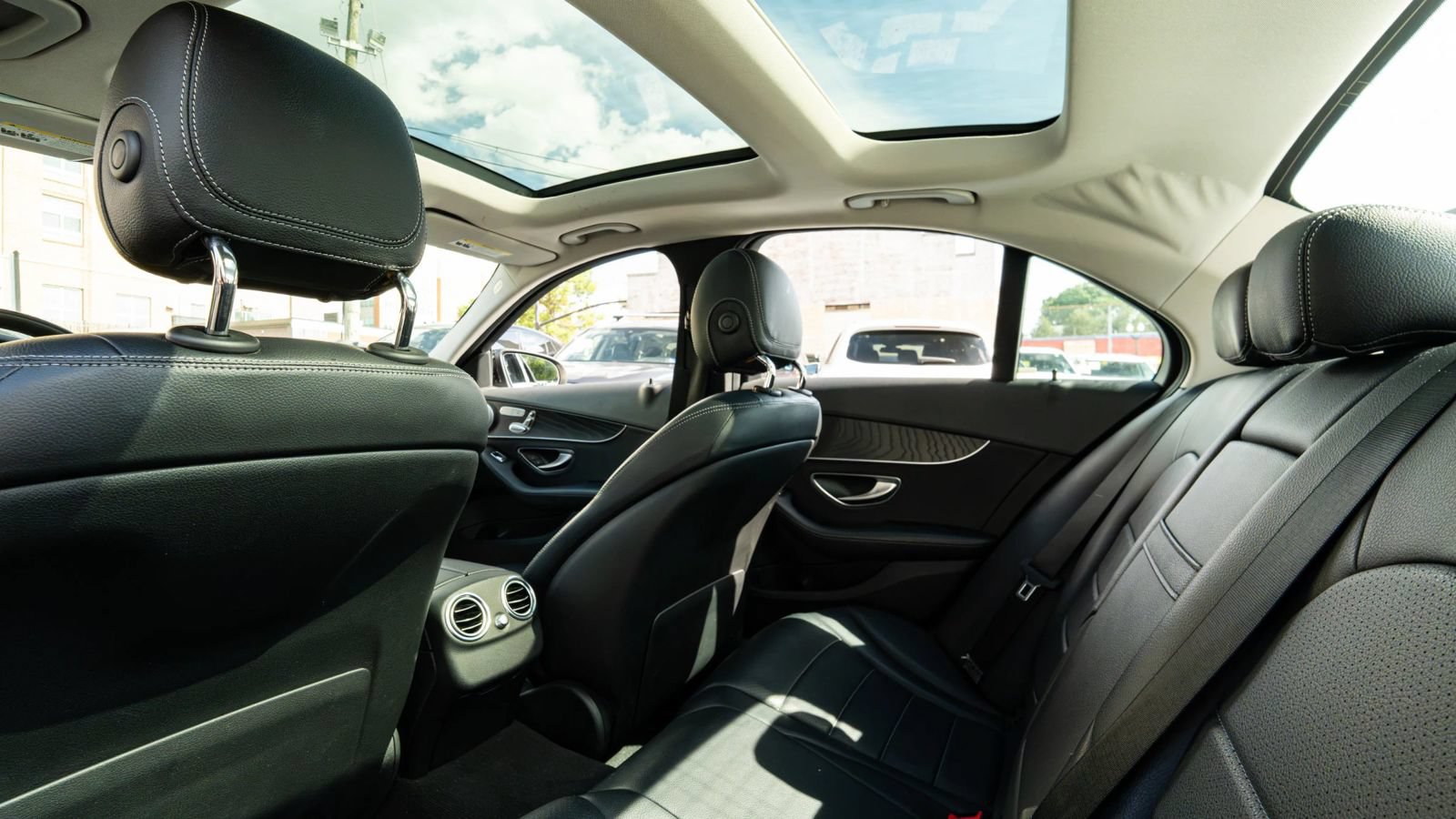 Used 2016 Mercedes-Benz C 300 4MATIC Sedan w/ Multimedia Package image 23