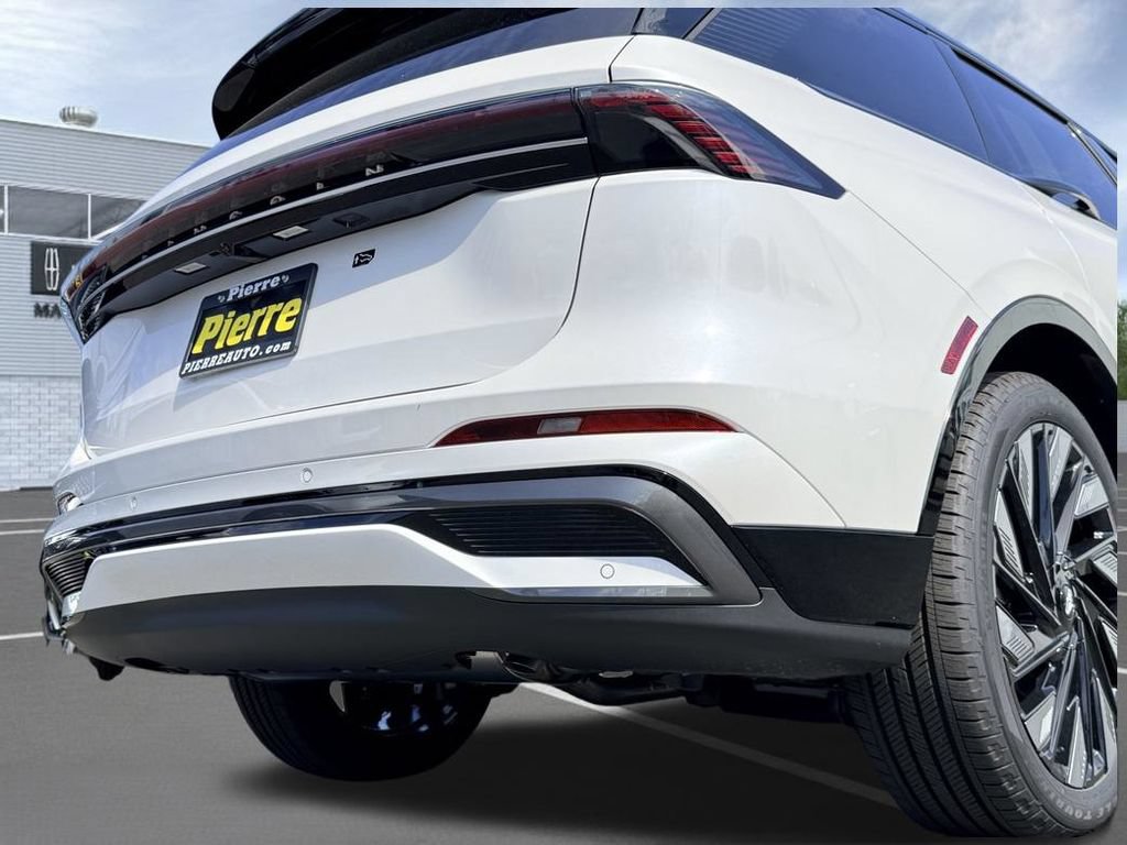 New 2026 Lincoln Nautilus Reserve AWD/4WD image 30