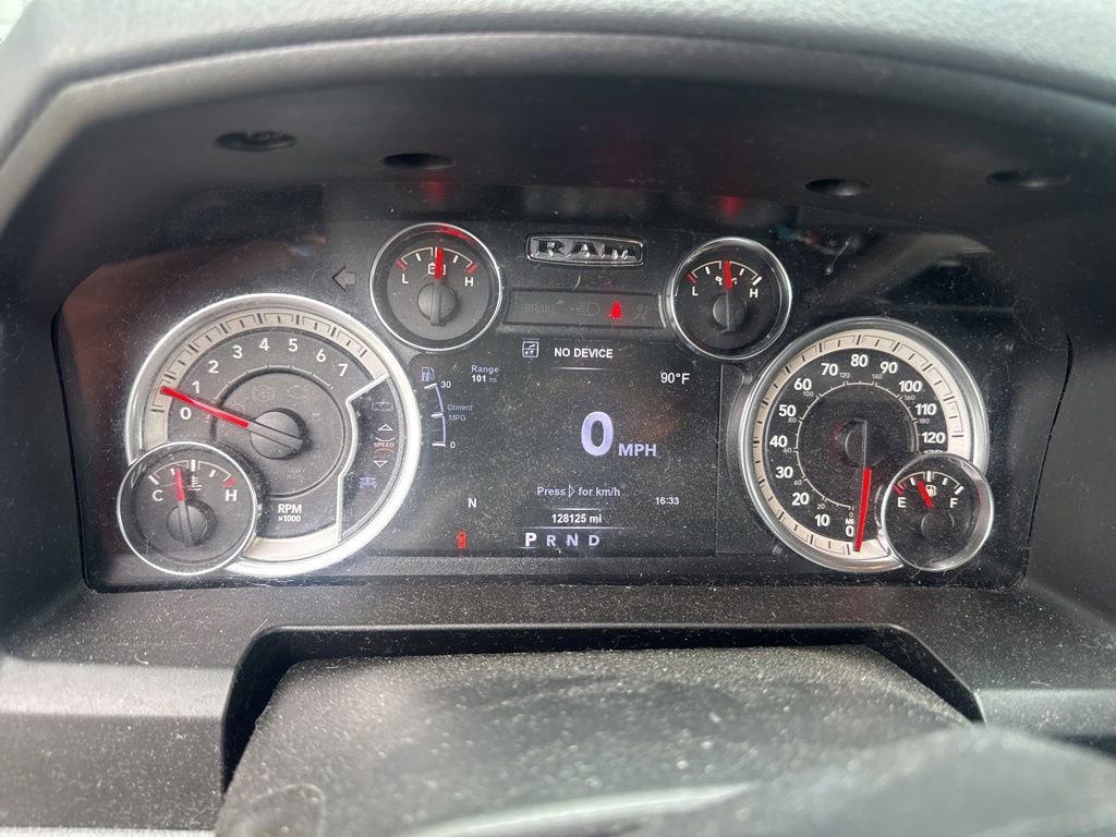 Used 2017 RAM 1500 Big Horn RWD image 6