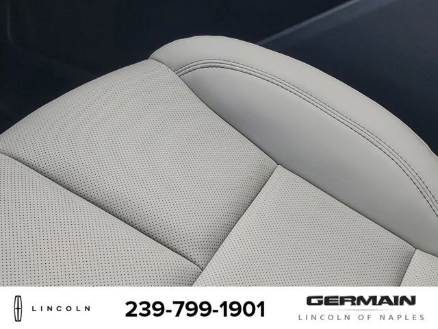 New 2025 Lincoln Aviator AWD w/ Equipment Group 101A image 28