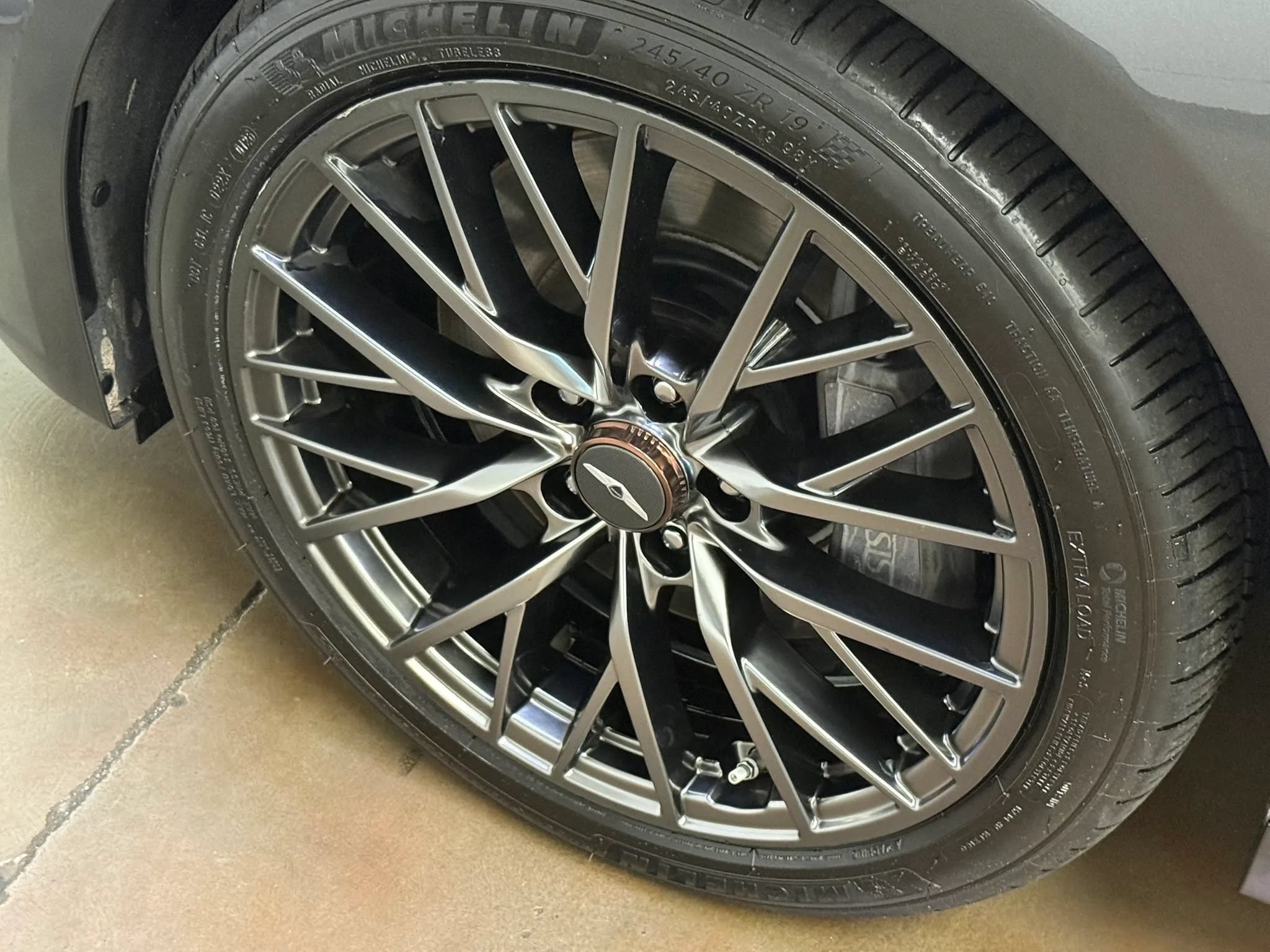 Used 2018 Genesis G80 3.3T Sport RWD image 32