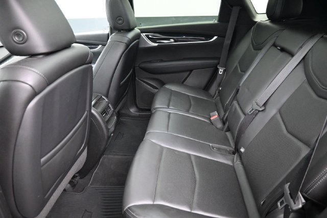 Used 2020 Cadillac XT5 Premium Luxury AWD/4WD image 19