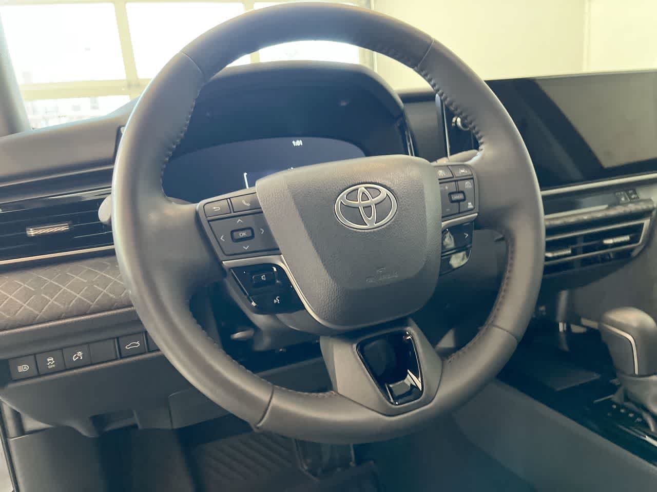 Certified 2025 Toyota Camry XLE FWD image 14