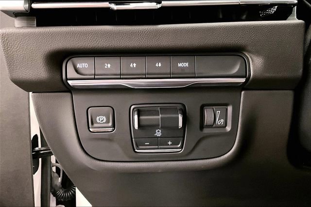 Used 2025 Cadillac Escalade Sport AWD/4WD image 38
