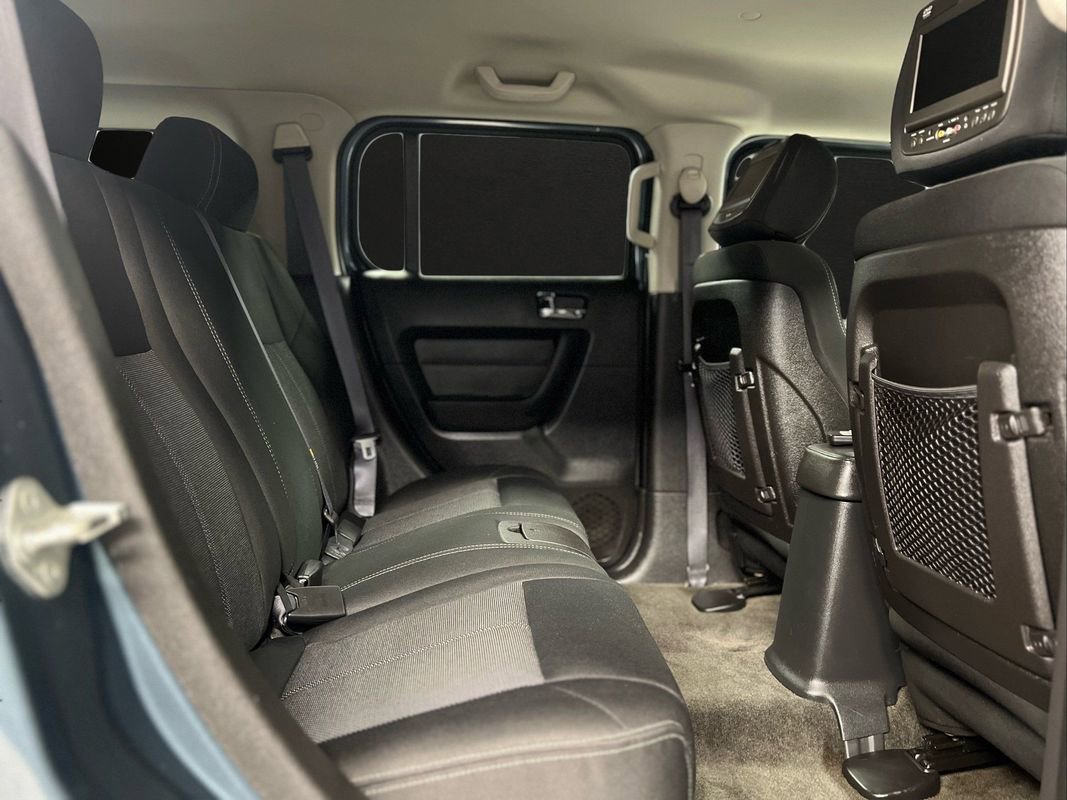 Used 2006 HUMMER H3 image 23