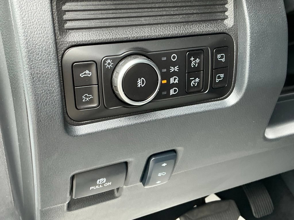 New 2026 Ford F250 Lariat RWD image 32