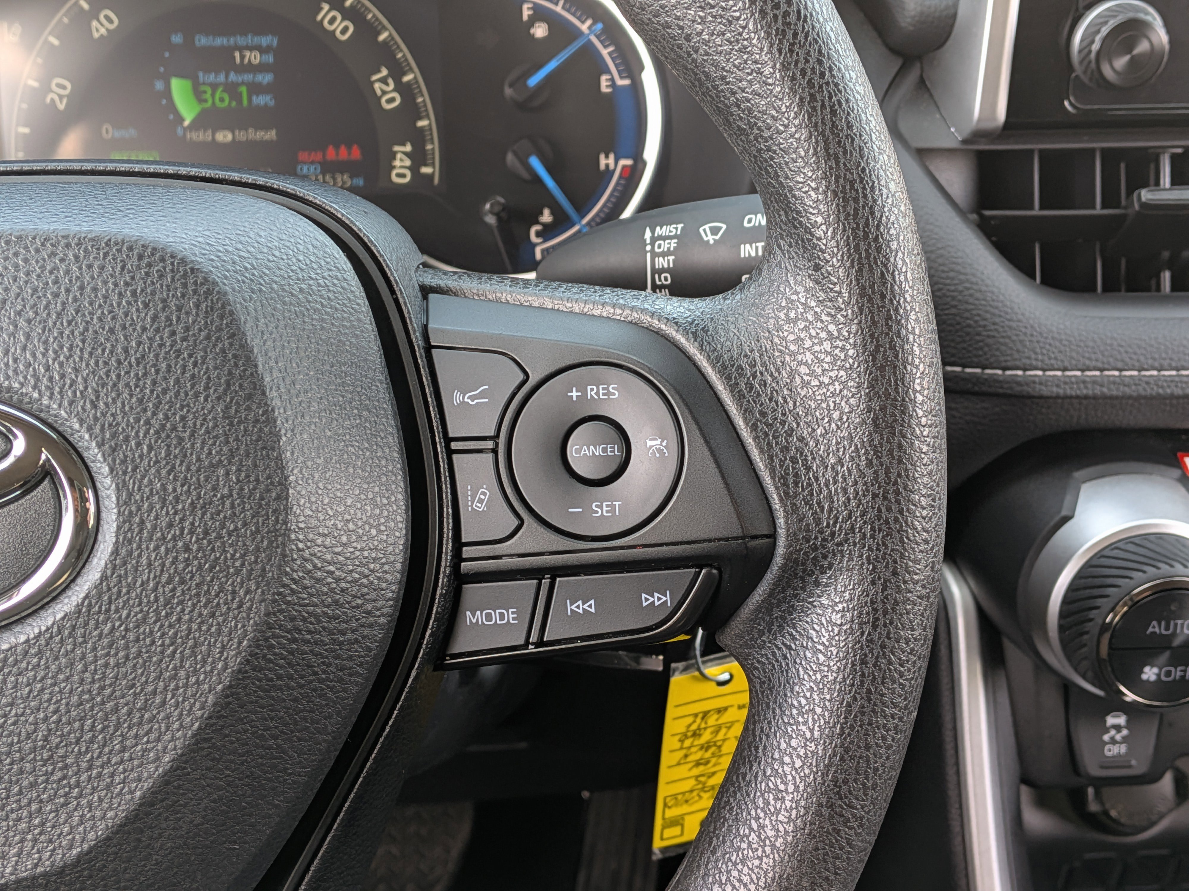 Certified 2025 Toyota RAV4 LE image 25