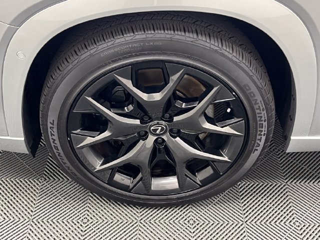 Certified 2025 Lexus TX 500h AWD image 22