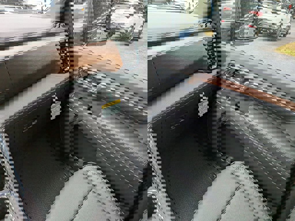 New 2026 GMC Sierra 2500 Denali w/ Denali Reserve Package image 17