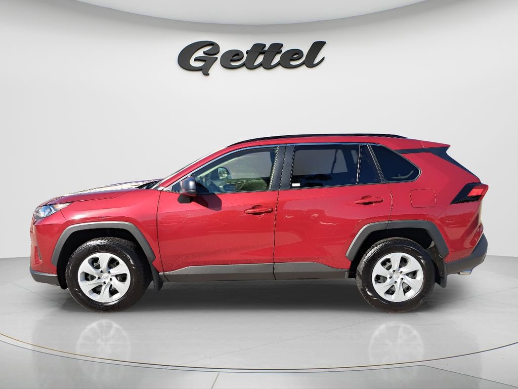 Used 2021 Toyota RAV4 LE image 7