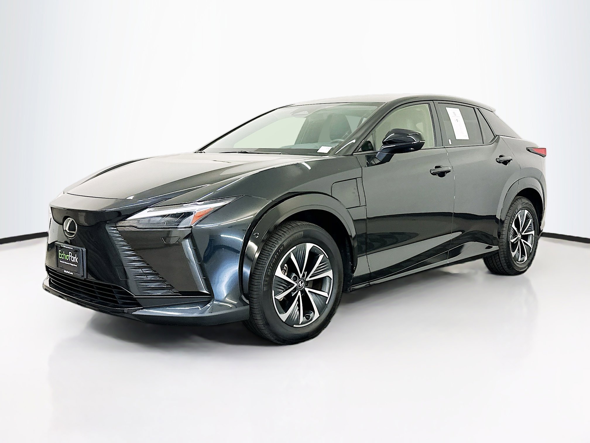 Used 2023 Lexus RZ 450e Premium w/ Technology Package image 3