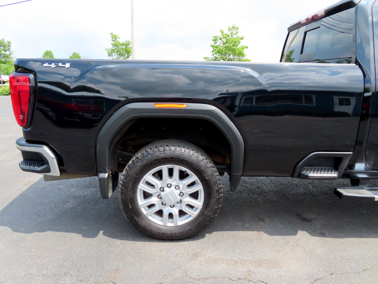 Used 2020 GMC Sierra 2500 SLT w/ SLT Premium Plus Package image 20