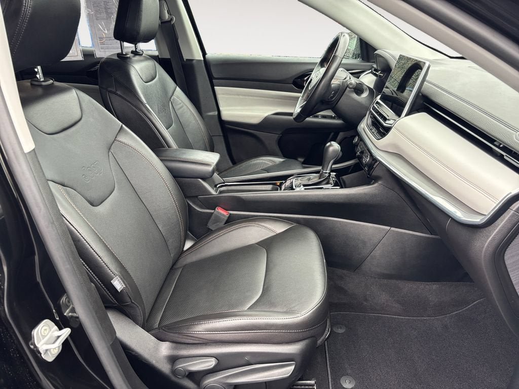 Used 2022 Jeep Compass Limited w/ Sun and Sound Group AWD/4WD image 10