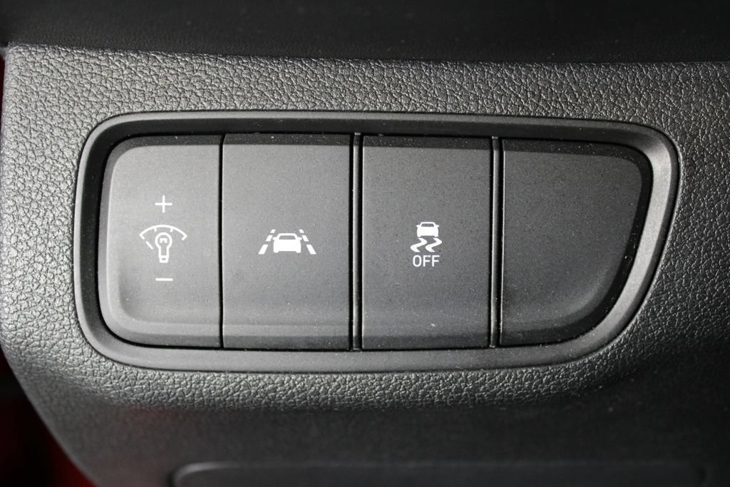 Used 2020 Hyundai Santa Fe SE FWD image 22