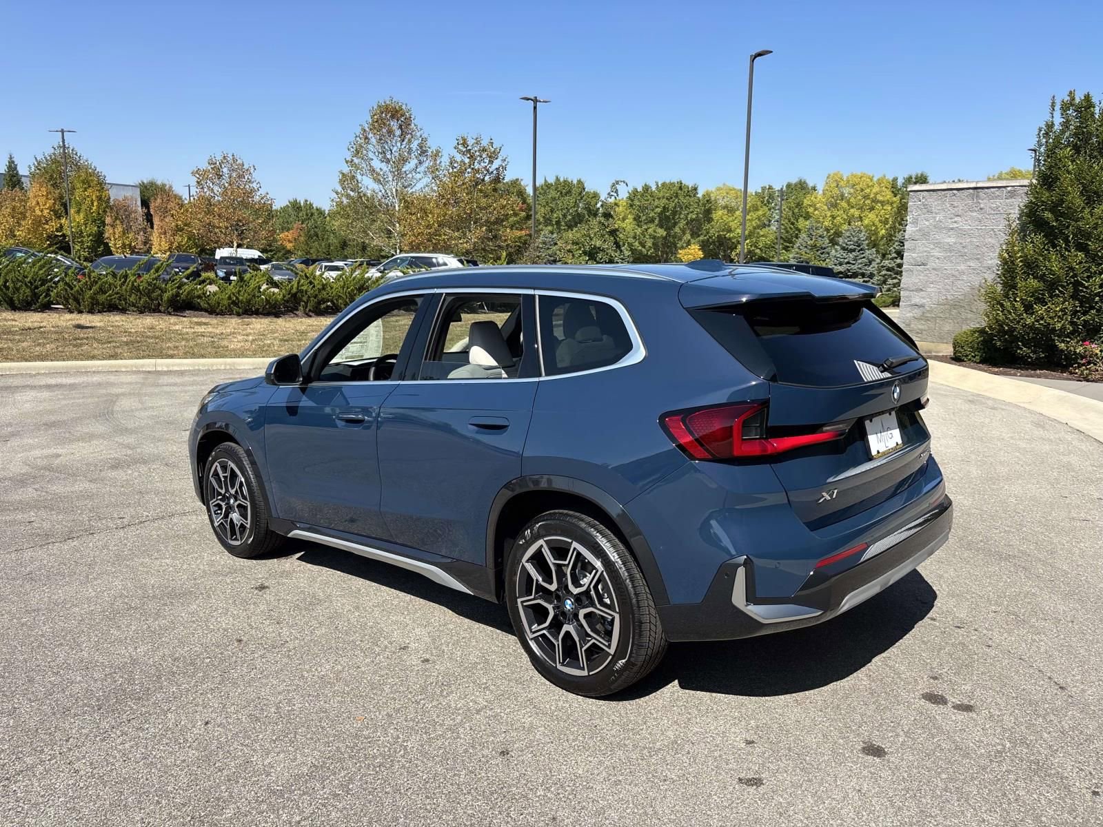 New 2026 BMW X1 xDrive28i w/ Technology Package AWD/4WD image 5