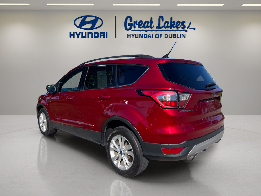 Used 2018 Ford Escape SEL FWD image 3
