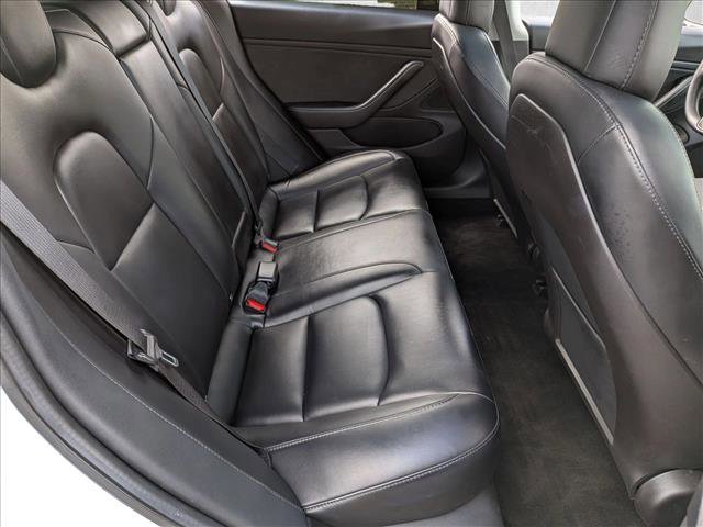Used 2019 Tesla Model 3 Standard Range Plus image 22