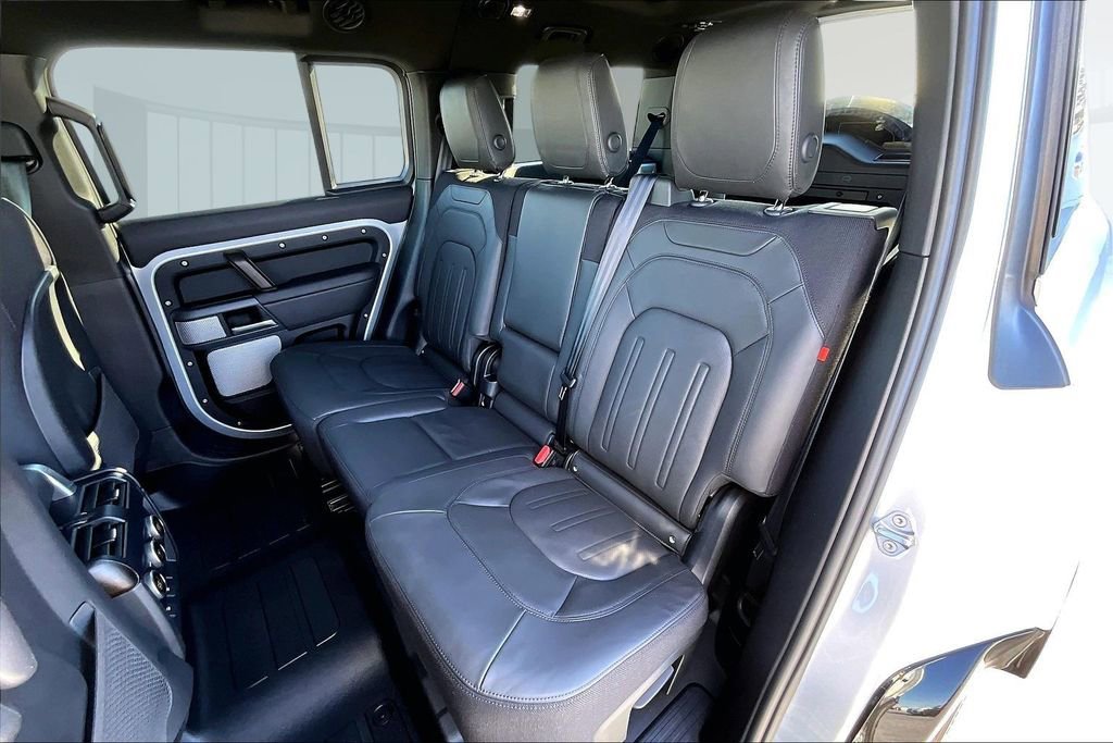 Certified 2024 Land Rover Defender 130 X image 20