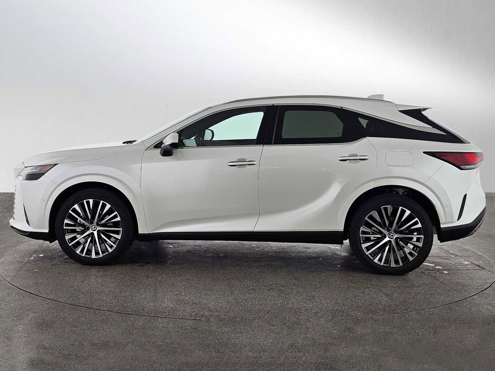 Certified 2026 Lexus RX 350 w/ Convenience Package image 6