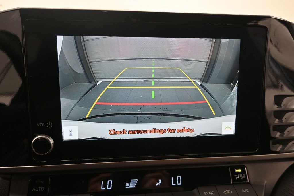Used 2025 Toyota Camry SE FWD image 28