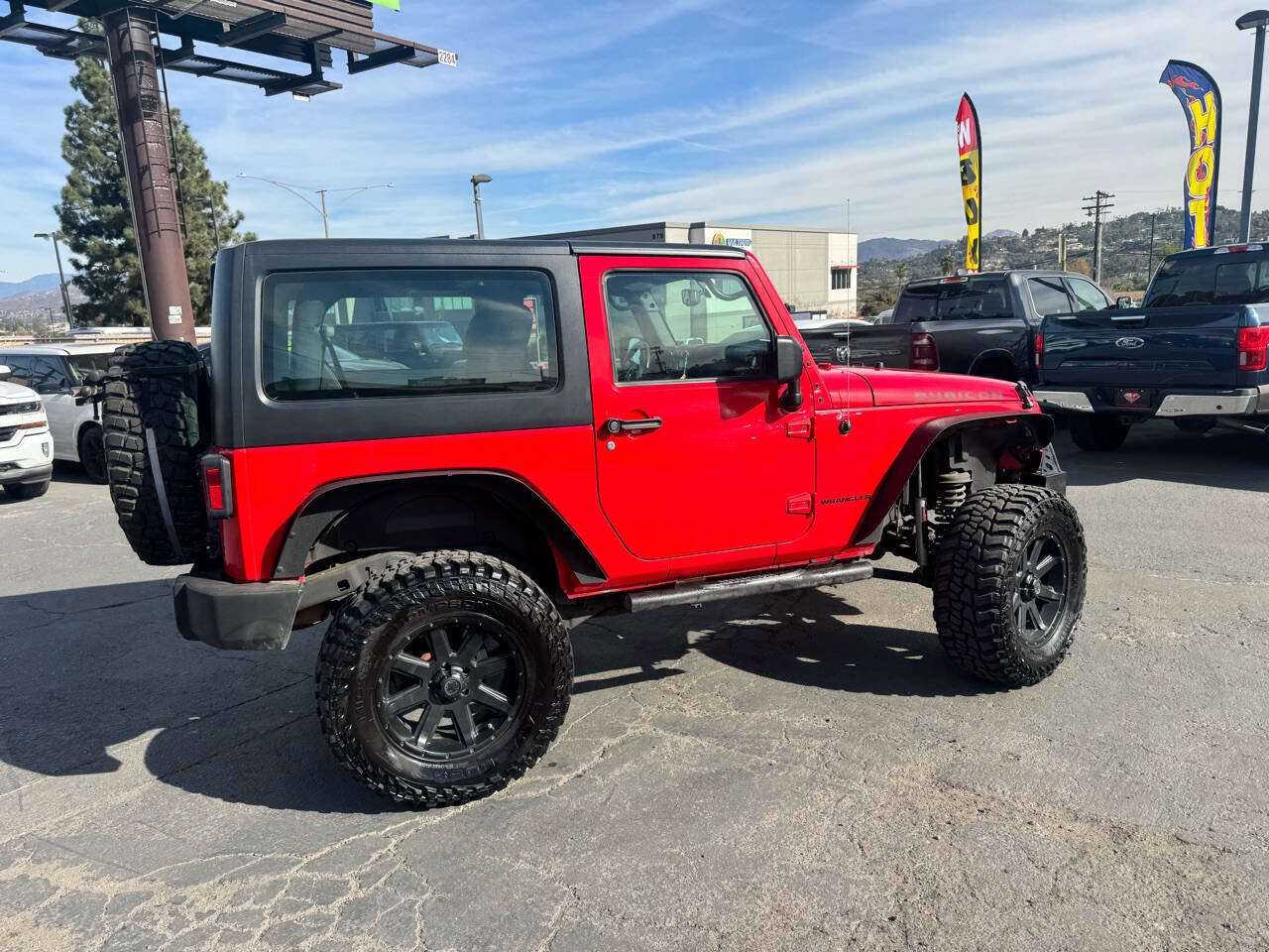 Used 2017 Jeep Wrangler Rubicon w/ Power Convenience Group image 5